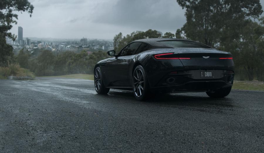  Aston Martin DB11 2017 года  (AU) (фото 4 из 19)
